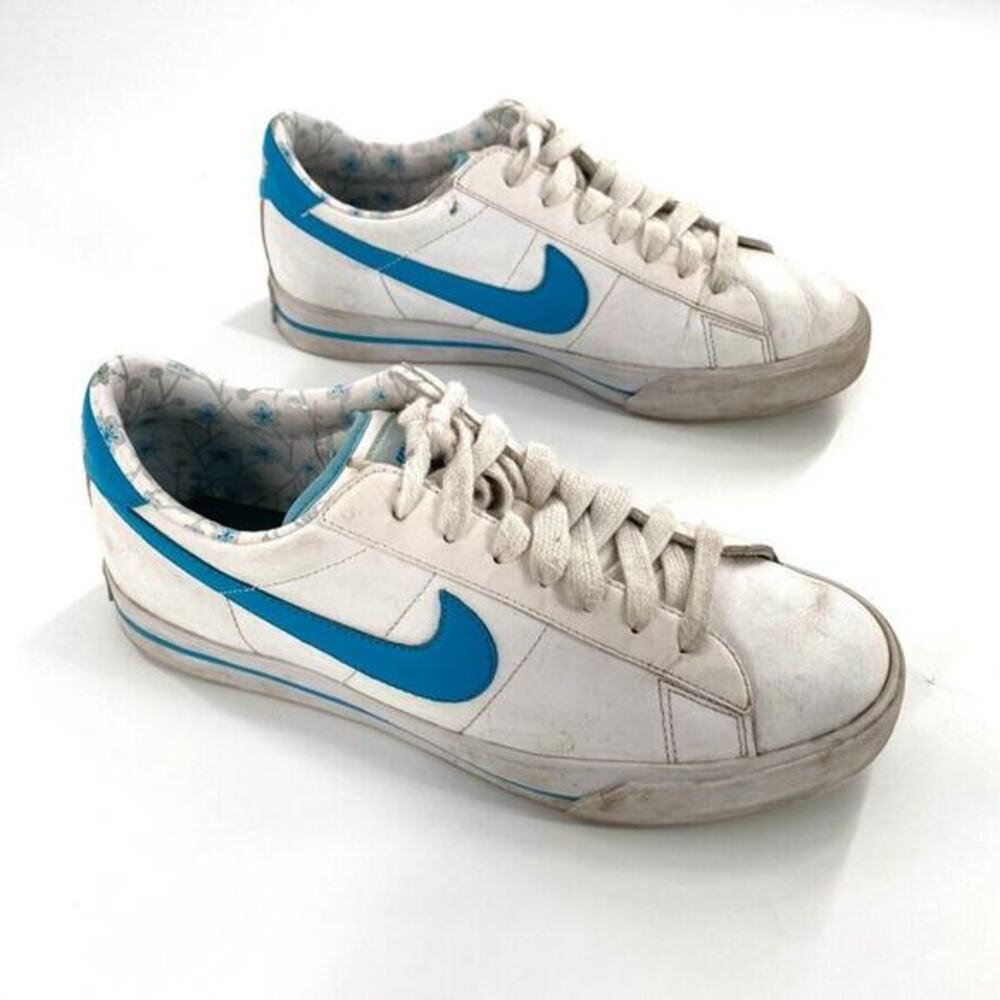 Nike Womens Sweet‎ Classic Low Top Sneakers Tennis Shoes White Blue Leather Sz 8